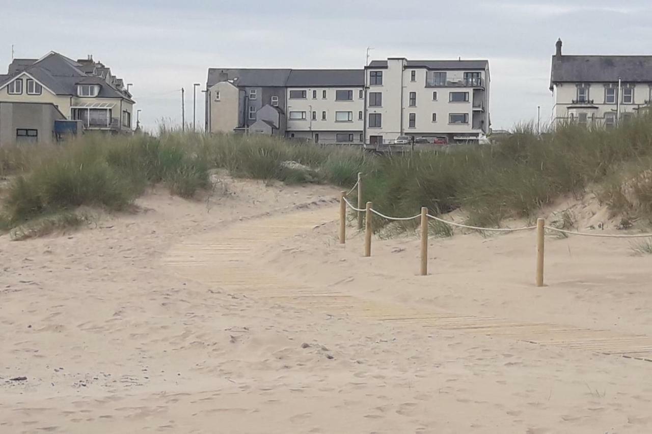 Marine Beach Escape Castlerock Beside Beach Golf Course And Pub Extérieur photo