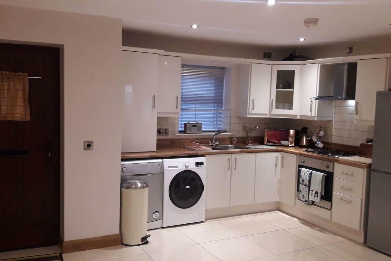 Marine Beach Escape Castlerock Beside Beach Golf Course And Pub Extérieur photo