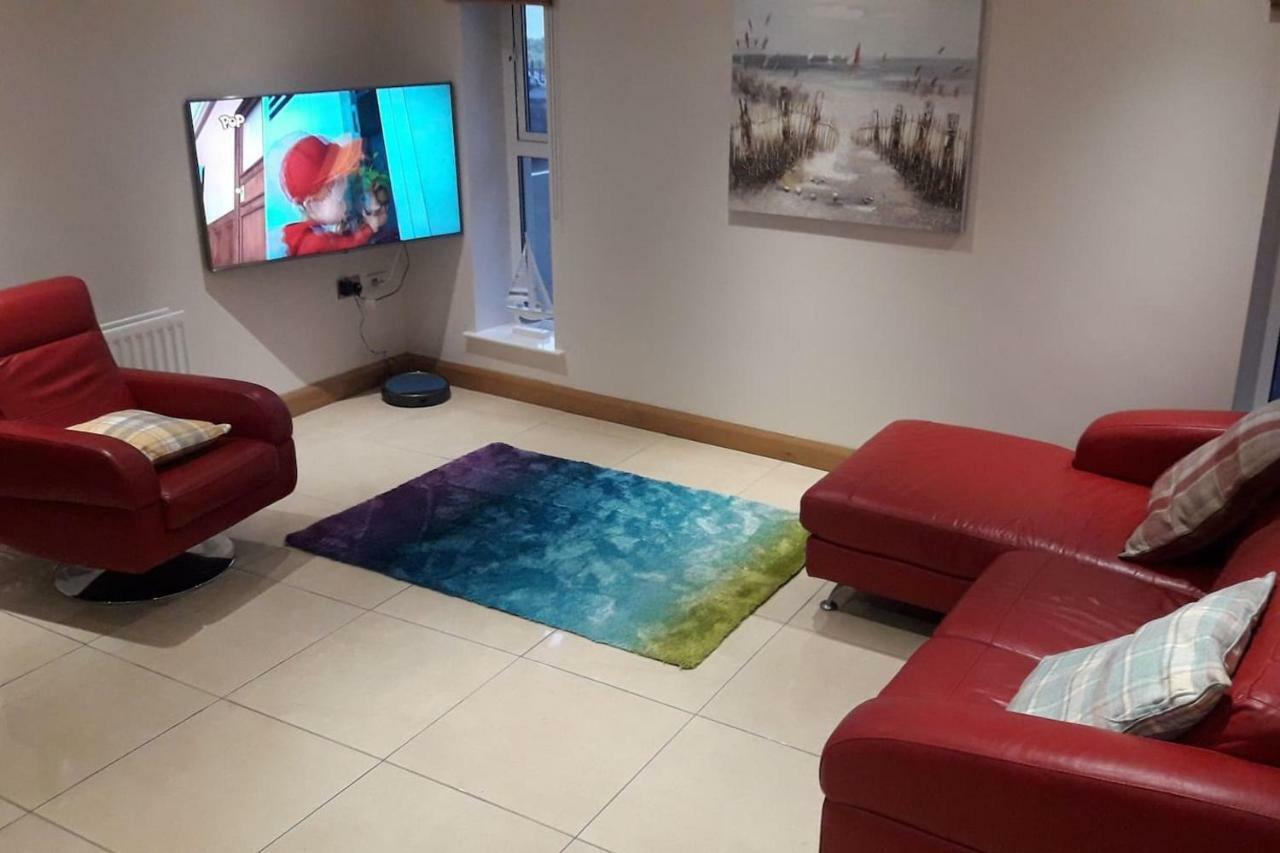 Marine Beach Escape Castlerock Beside Beach Golf Course And Pub Extérieur photo